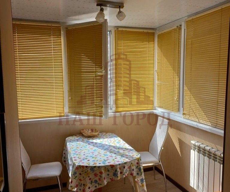 Продаётся 1-комнатная квартира, 42 м²