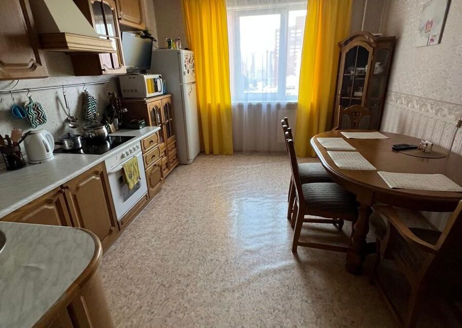 Продаётся 3-комнатная квартира, 79.9 м²