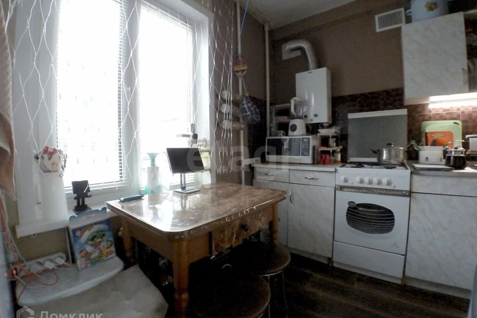 Продаётся 2-комнатная квартира, 43.3 м²