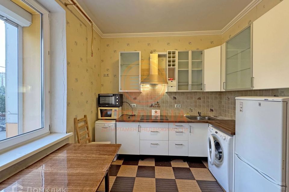 Продаётся 2-комнатная квартира, 75 м²