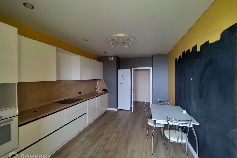 Сдаётся 2-комнатная квартира, 67 м²