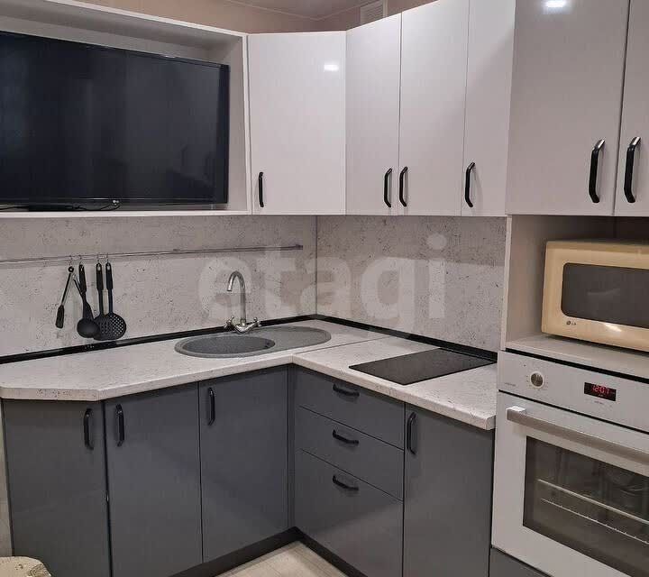 Продаётся 1-комнатная квартира, 40.3 м²