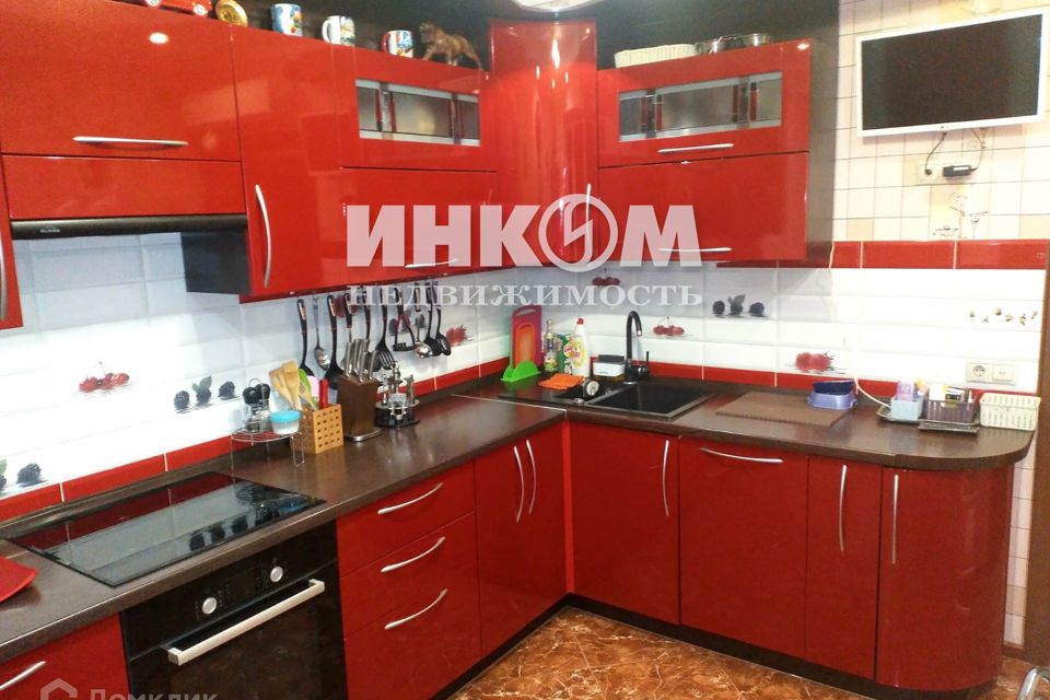 Сдаётся 2-комнатная квартира, 61 м²