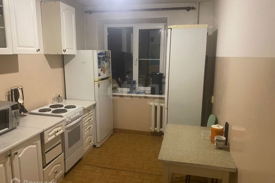 Сдаётся комната в 3-комн. квартире, 69.7 м²
