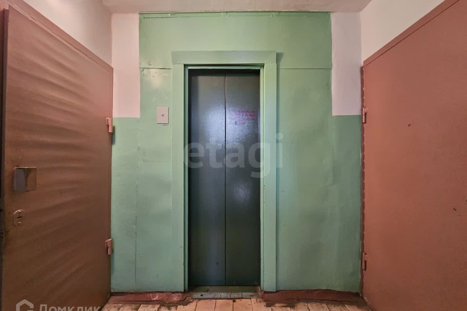 Продаётся 1-комнатная квартира, 32 м²