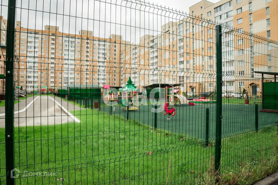 Продаётся 1-комнатная квартира, 32 м²