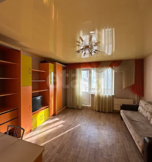 Продаётся 1-комнатная квартира, 44.2 м²