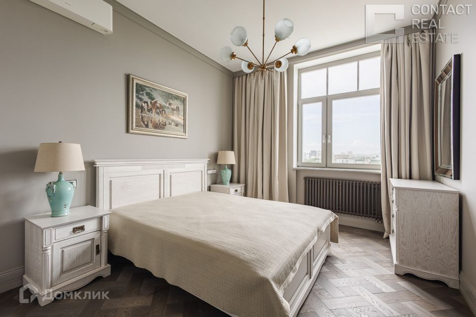 Продаётся 5-комнатная квартира, 139 м²