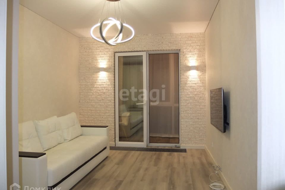 Продаётся 1-комнатная квартира, 37.7 м²