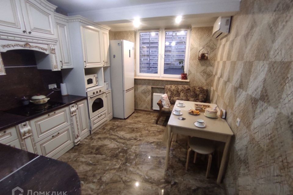 Продаётся 3-комнатная квартира, 79.1 м²