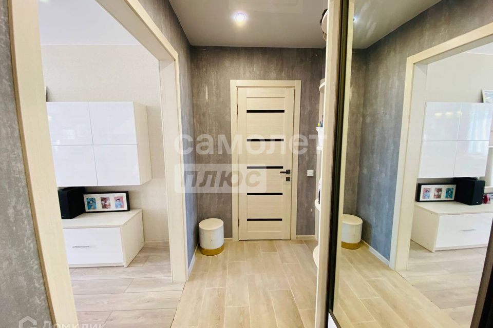 Продаётся 3-комнатная квартира, 61.3 м²