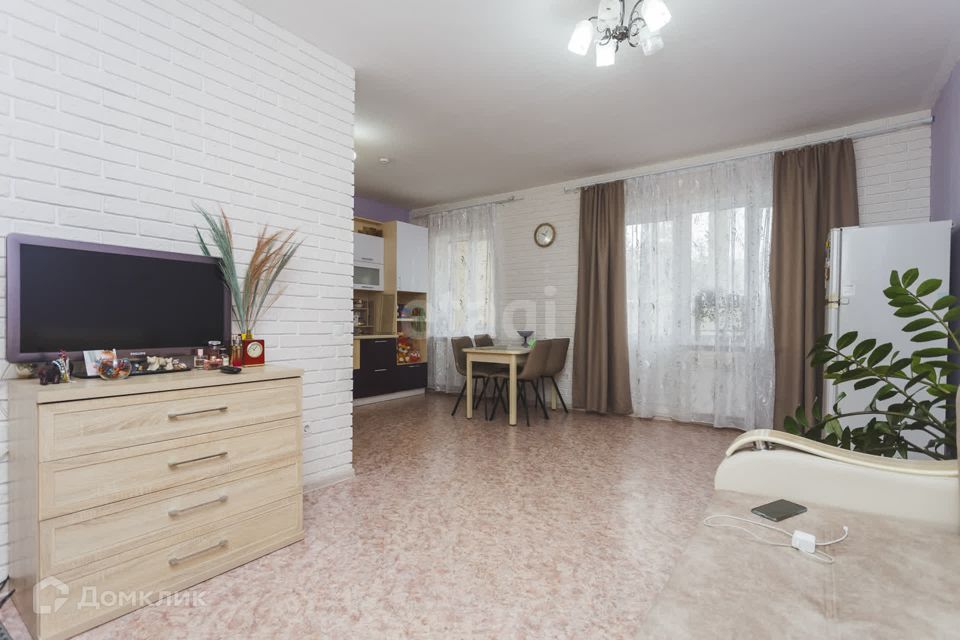 Продаётся 1-комнатная квартира, 37.7 м²