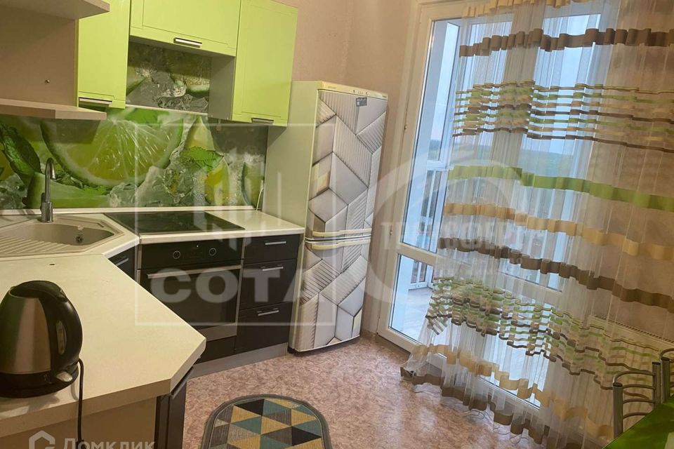 Продаётся 2-комнатная квартира, 65 м²