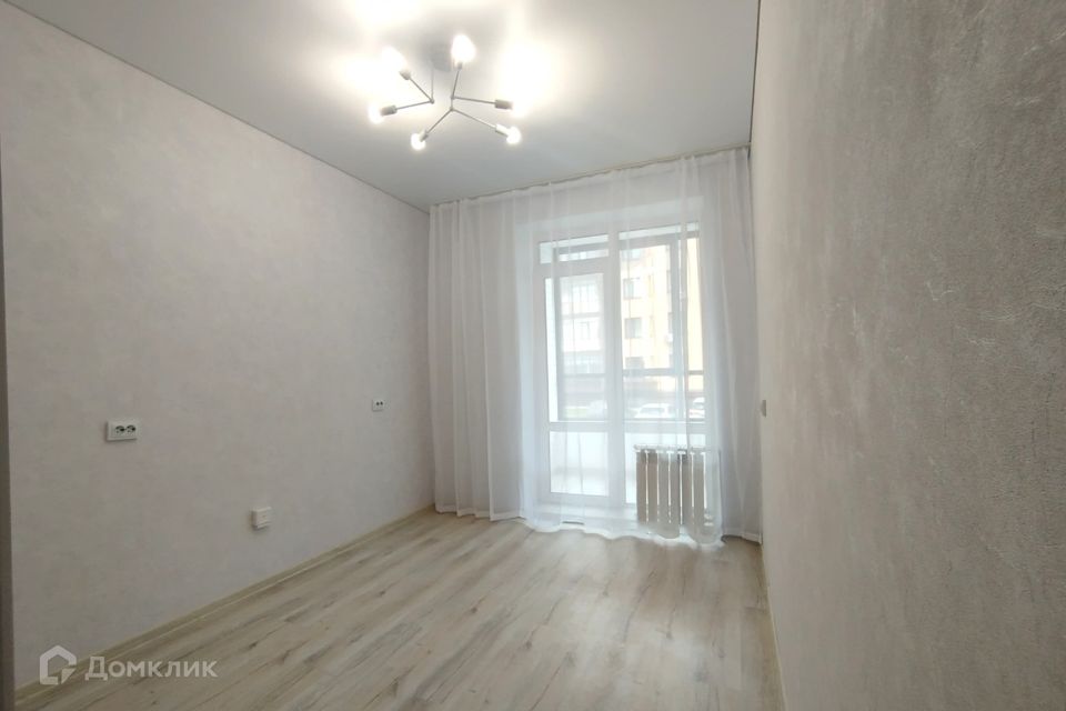 Продаётся 1-комнатная квартира, 42 м²