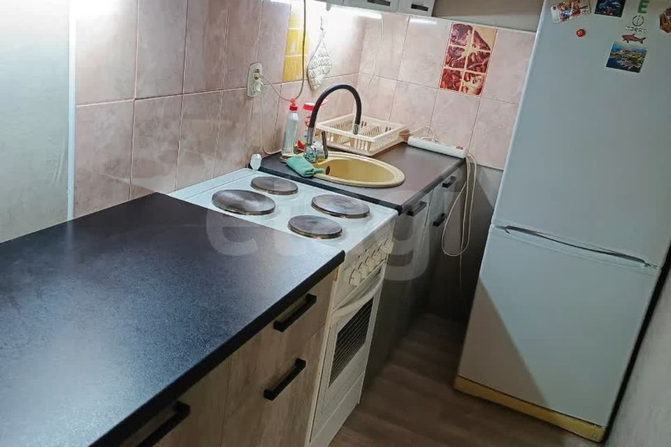 Продаётся комната в 1-комн. квартире, 17 м²