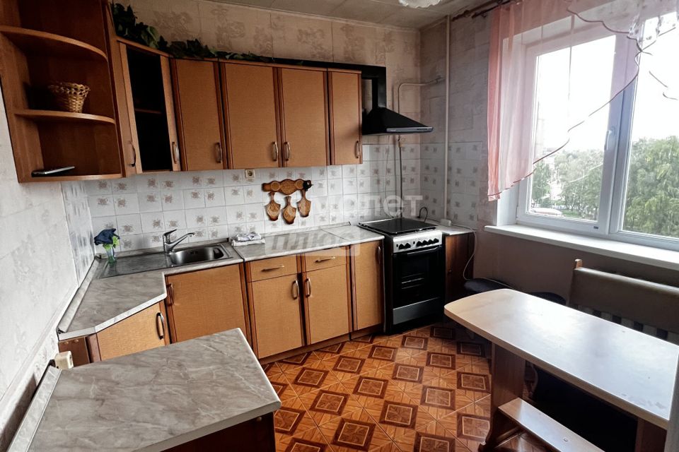 Продаётся 3-комнатная квартира, 60 м²