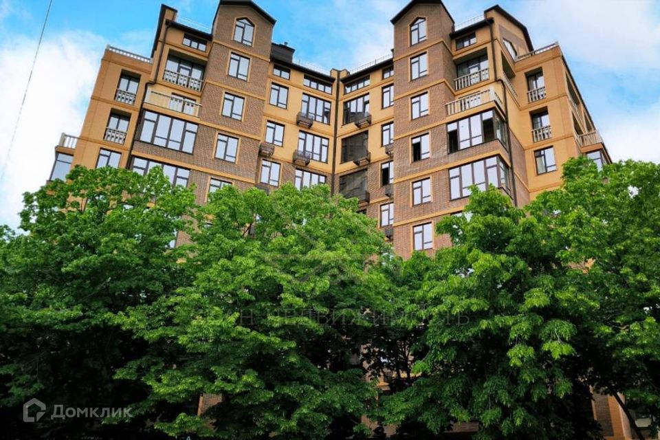 Продаётся 3-комнатная квартира, 119.4 м²
