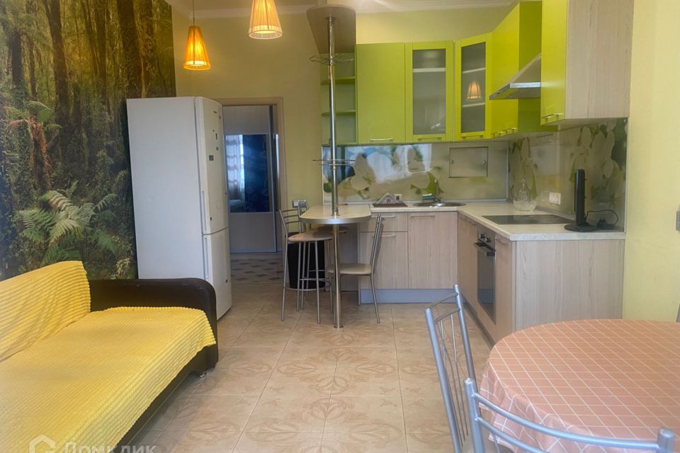 Продаётся 1-комнатная квартира, 50.1 м²