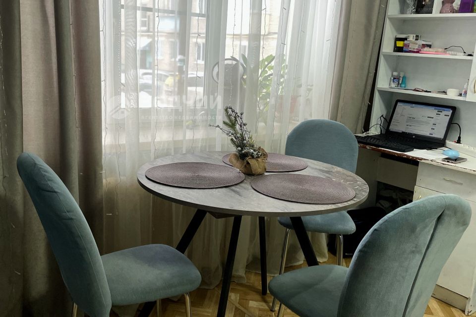 Продаётся 2-комнатная квартира, 42.3 м²