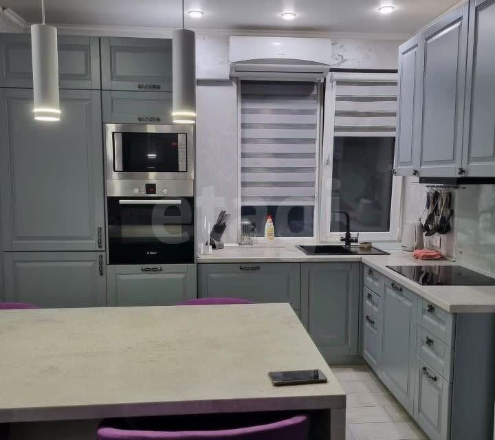 Продаётся 3-комнатная квартира, 63 м²