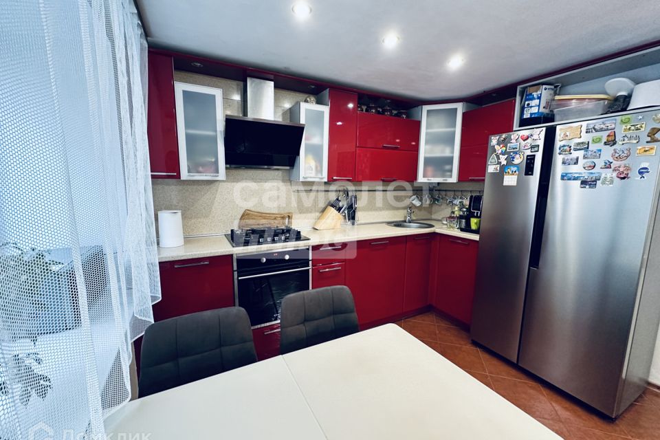 Продаётся 3-комнатная квартира, 82.9 м²