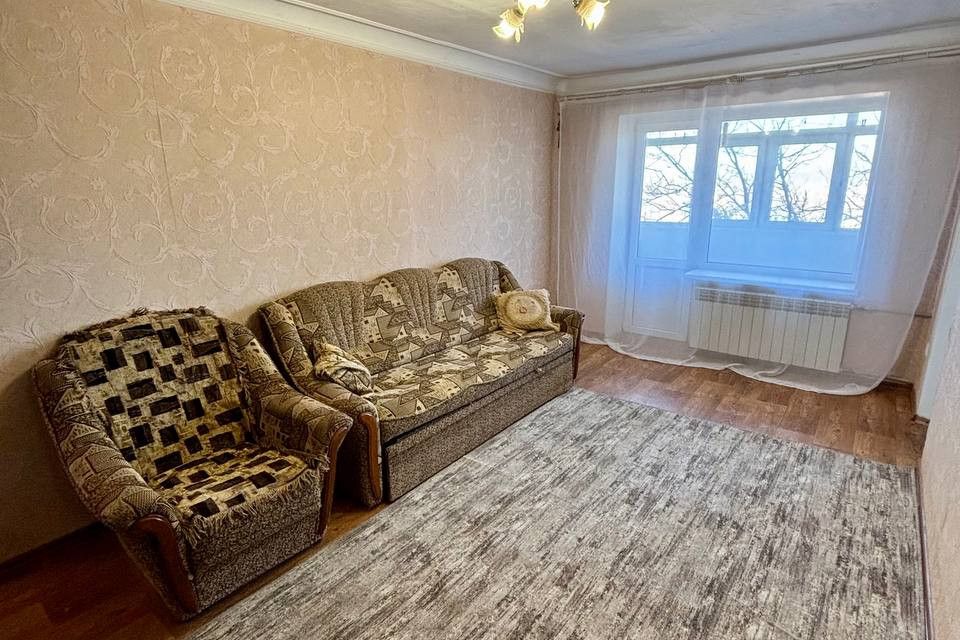 Продаётся 3-комнатная квартира, 54.7 м²