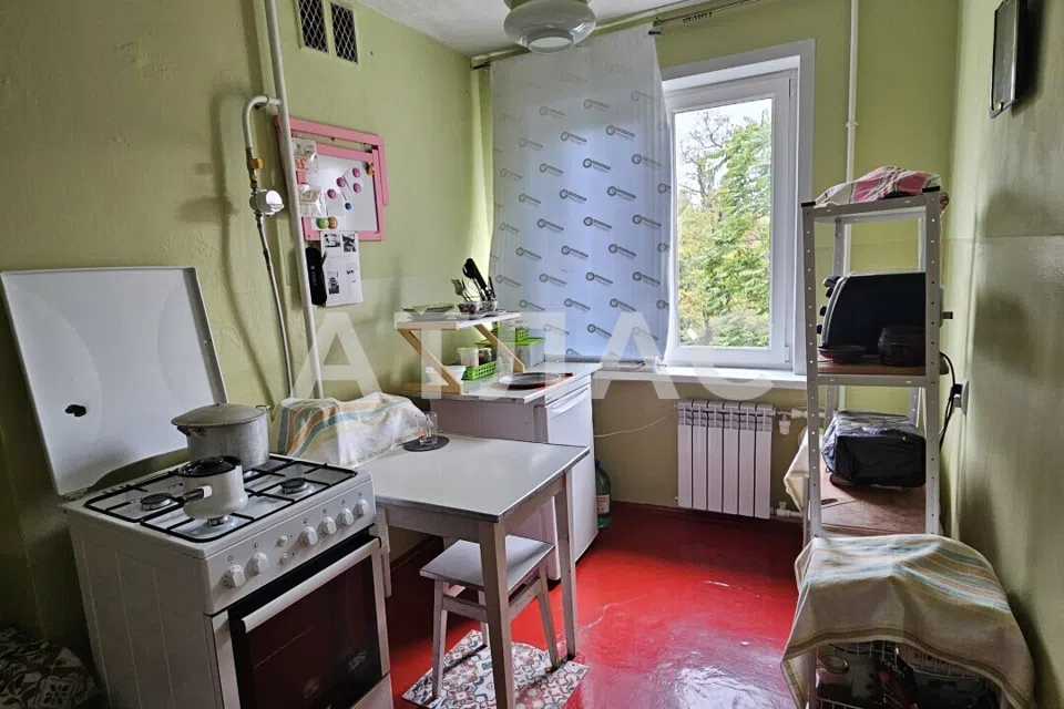 Продаётся 3-комнатная квартира, 57.6 м²