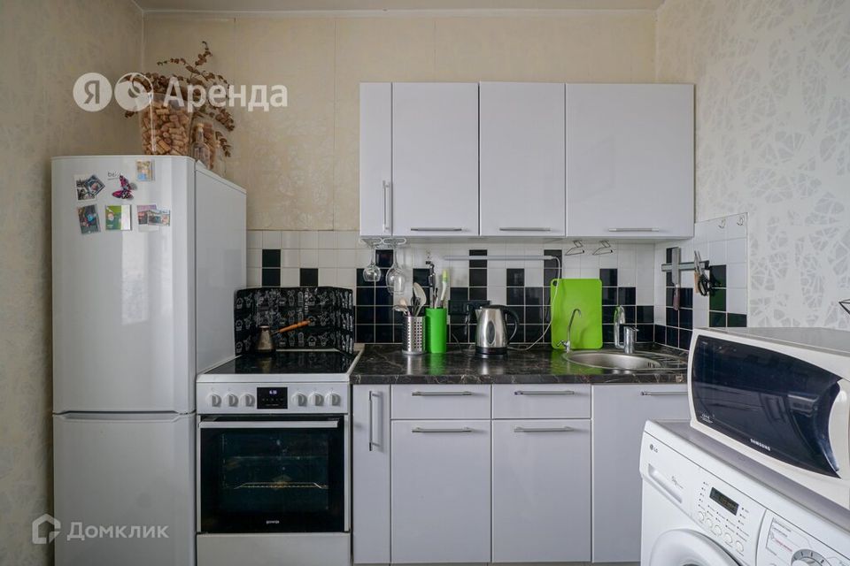 Сдаётся 1-комнатная квартира, 40 м²