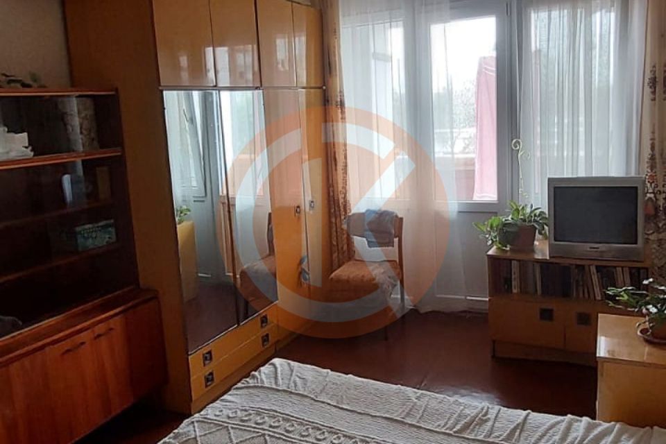 Продаётся 4-комнатная квартира, 80.3 м²