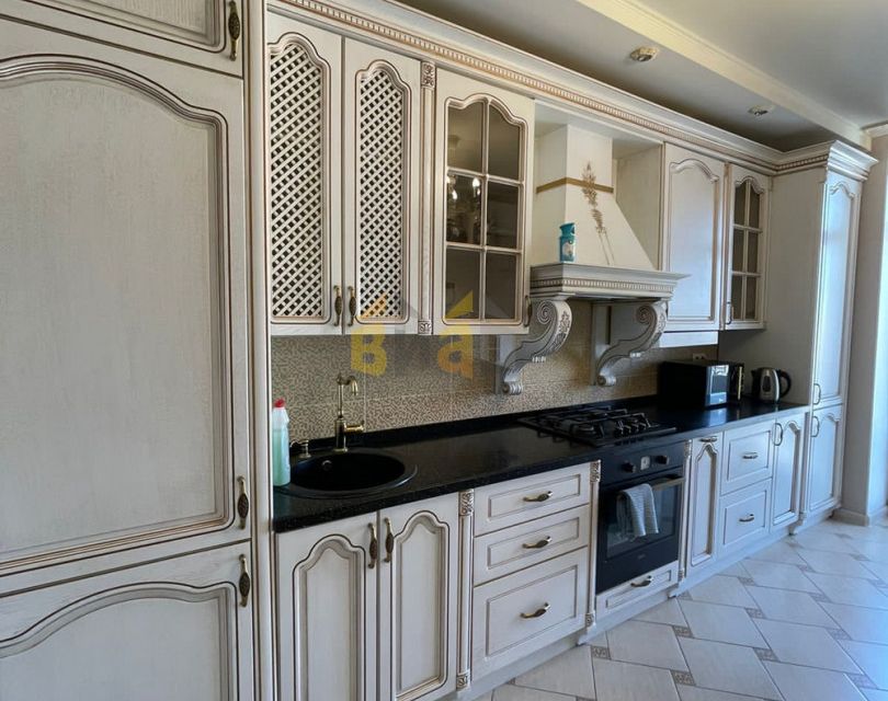 Сдаётся 2-комнатная квартира, 65 м²
