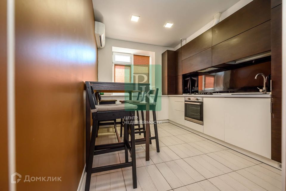 Продаётся 1-комнатная квартира, 39 м²