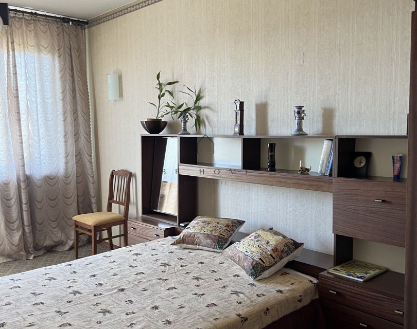 Сдаётся 1-комнатная квартира, 40 м²
