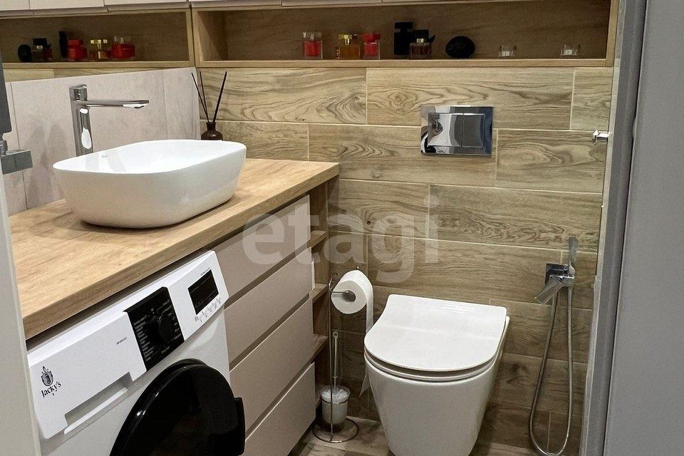 Продаётся 2-комнатная квартира, 57 м²