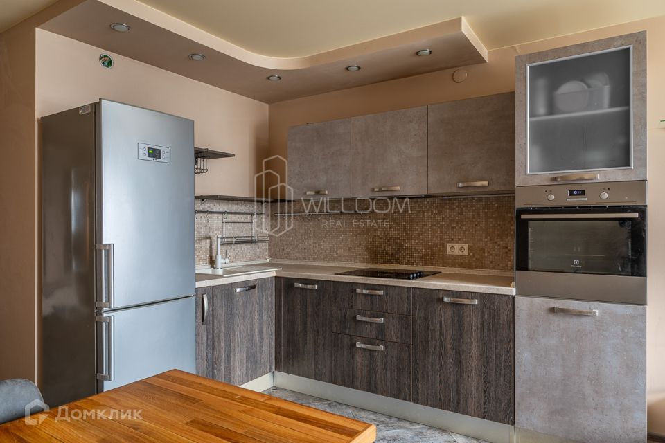 Продаётся 1-комнатная квартира, 60.9 м²