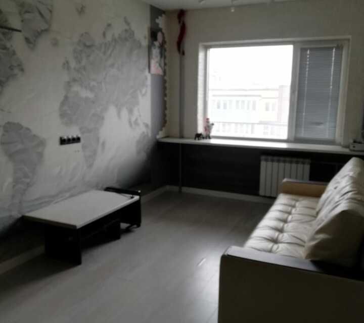 Продаётся 1-комнатная квартира, 37.3 м²