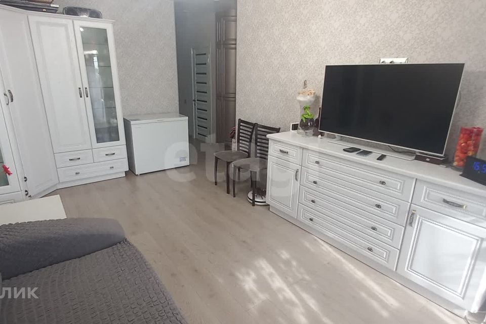 Продаётся 2-комнатная квартира, 56.6 м²