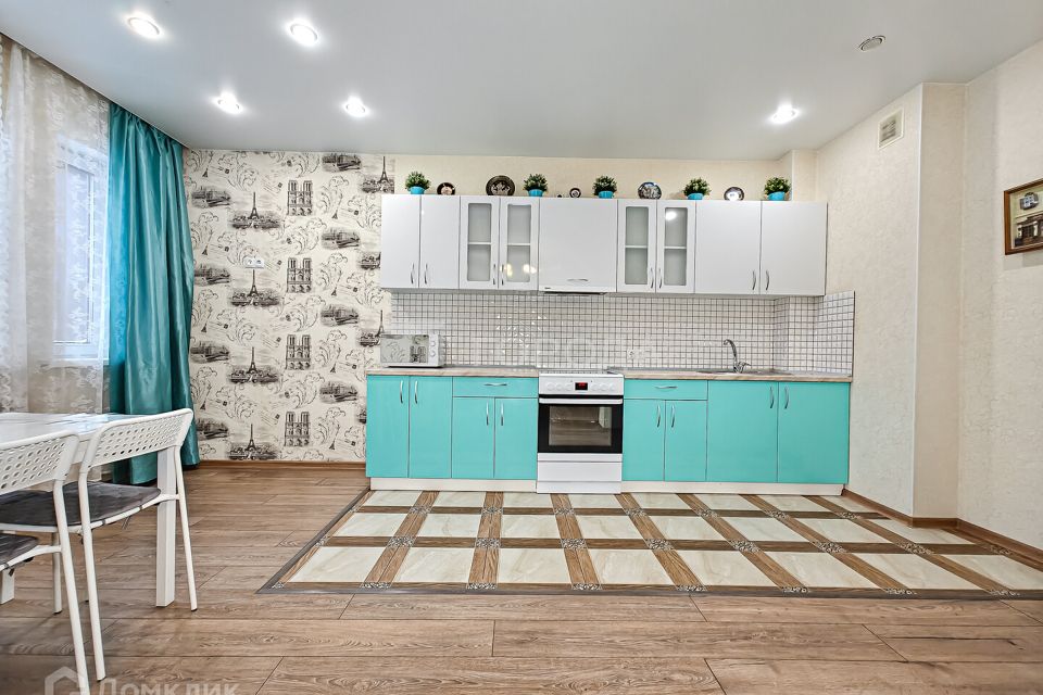Сдаётся 2-комнатная квартира, 64.7 м²