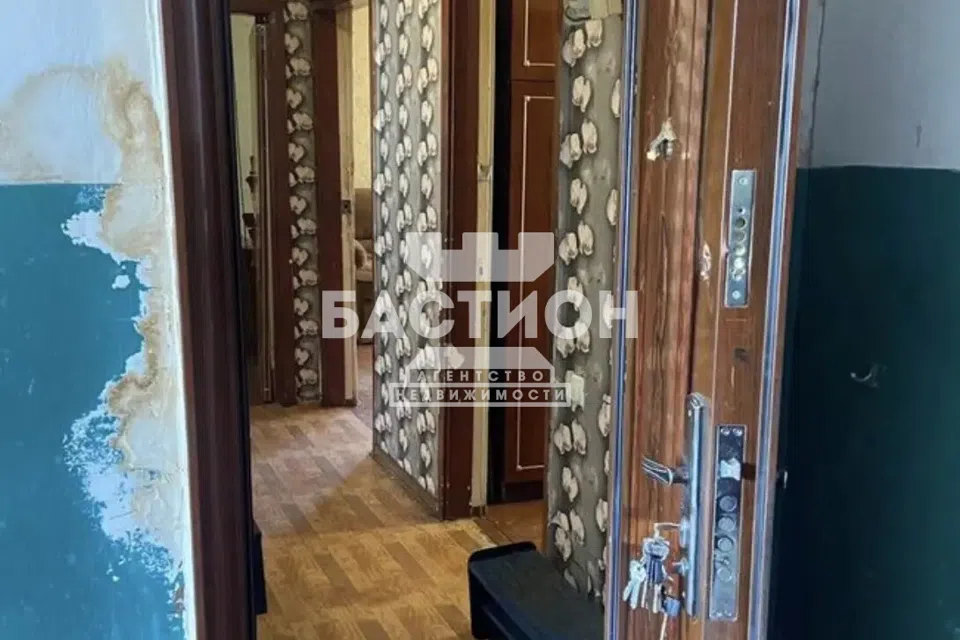 Продаётся 3-комнатная квартира, 59.3 м²