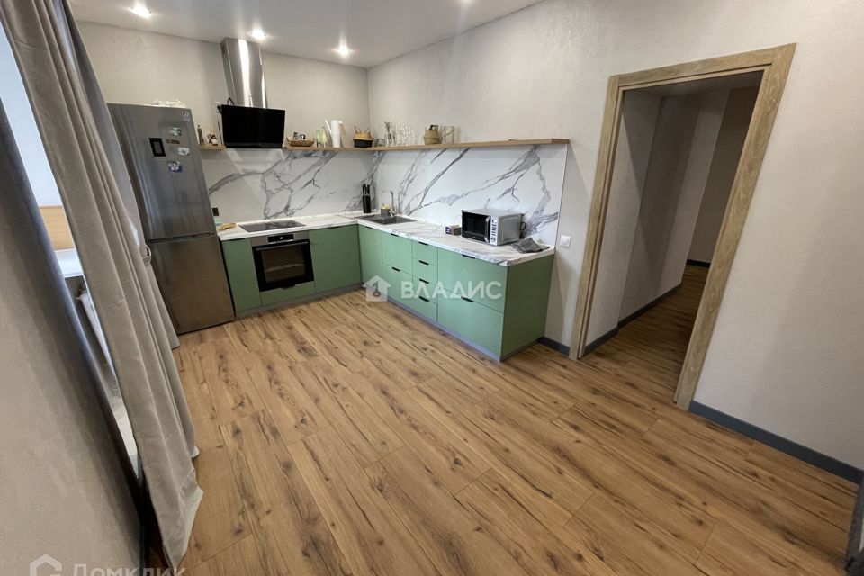 Продаётся 3-комнатная квартира, 96 м²