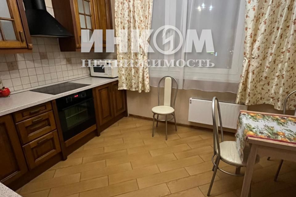 Продаётся 3-комнатная квартира, 72.5 м²