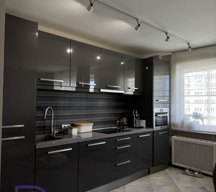 Продаётся 3-комнатная квартира, 84 м²