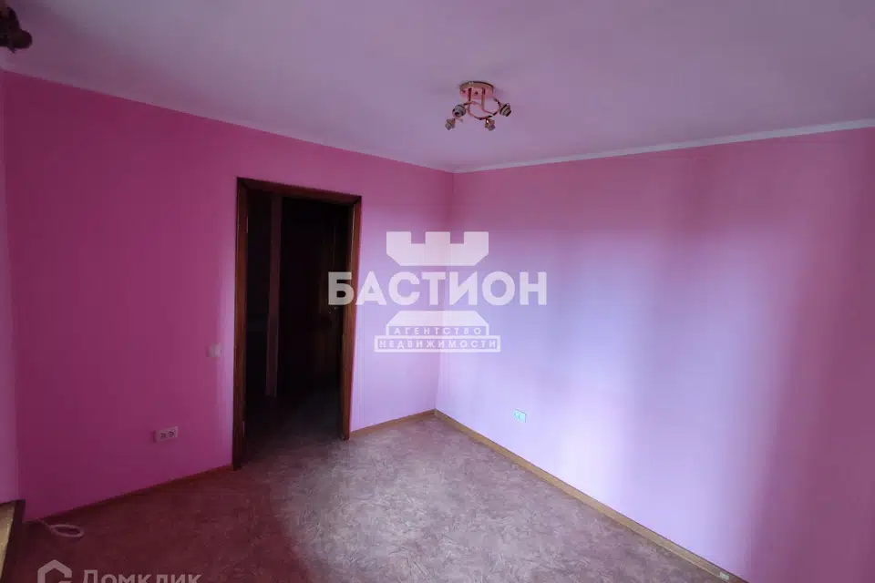 Продаётся 4-комнатная квартира, 94 м²