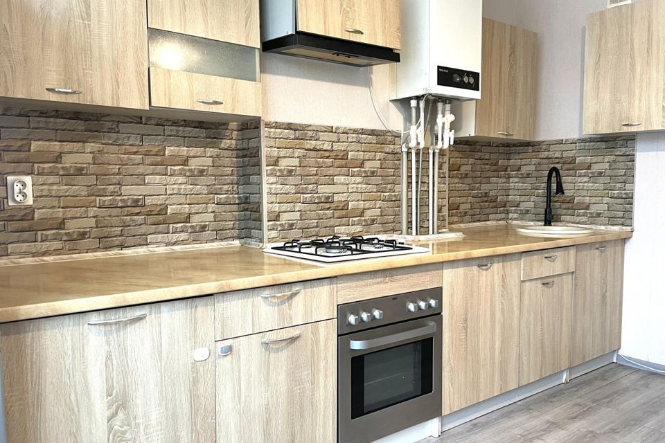 Продаётся 1-комнатная квартира, 41 м²