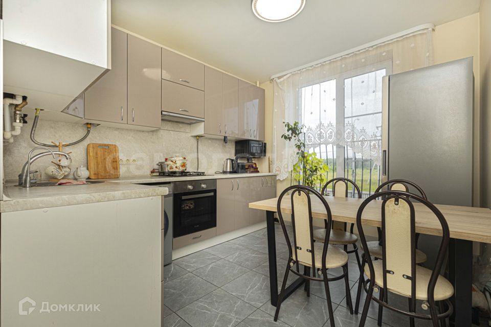 Продаётся 2-комнатная квартира, 62.7 м²