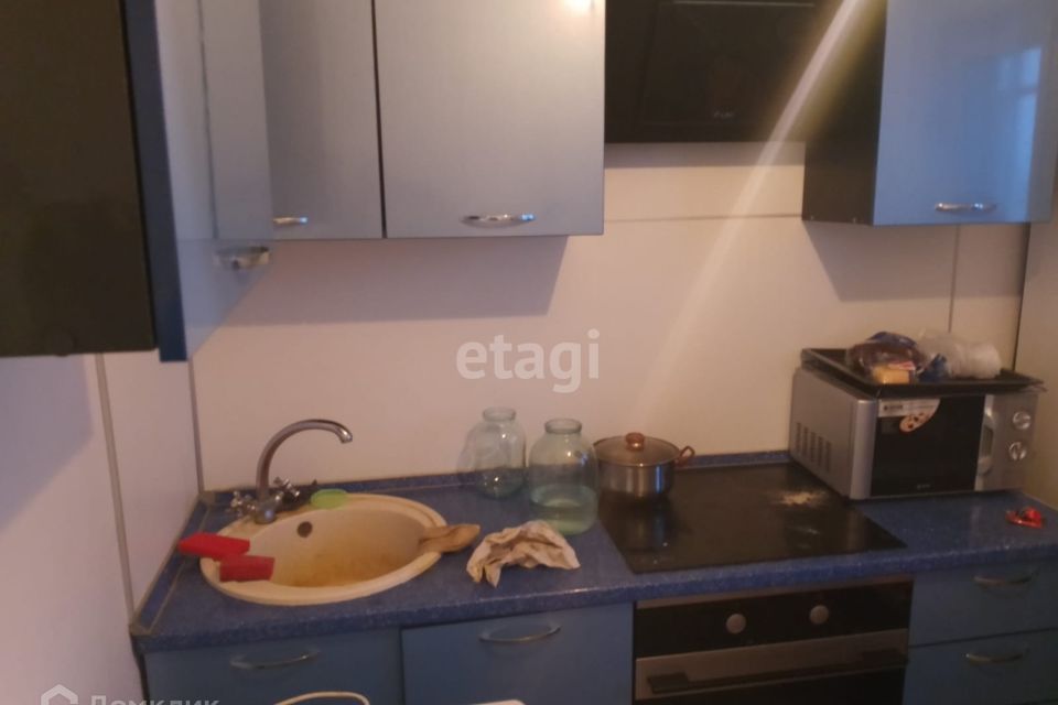 Сдаётся 2-комнатная квартира, 63 м²
