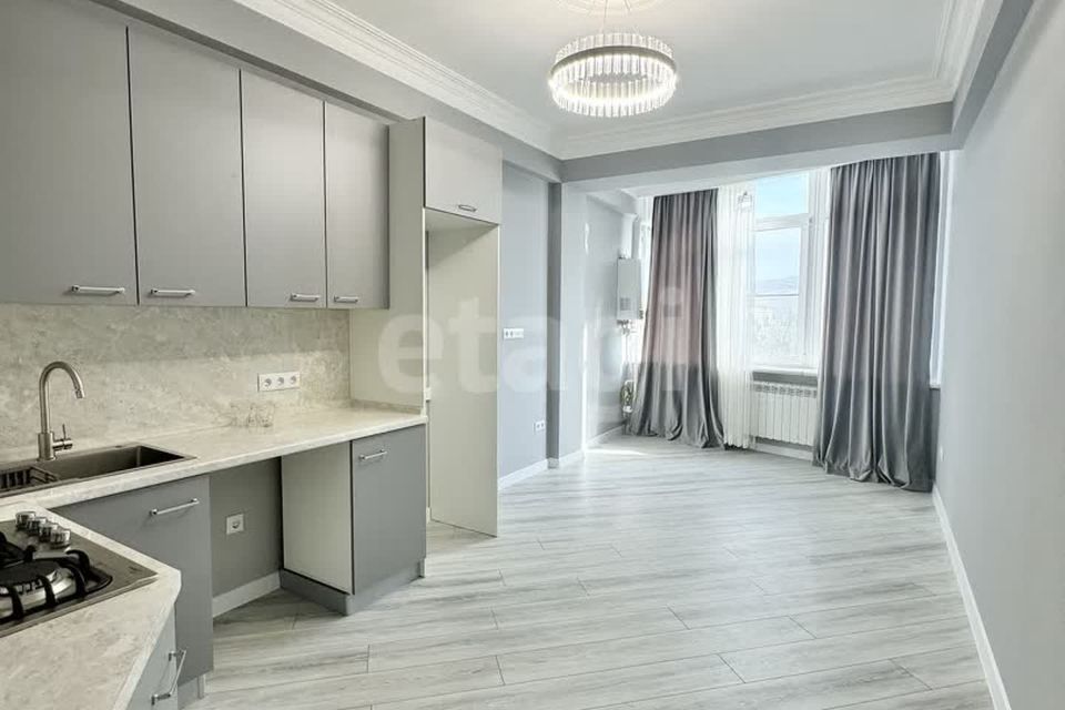 Продаётся 1-комнатная квартира, 50 м²