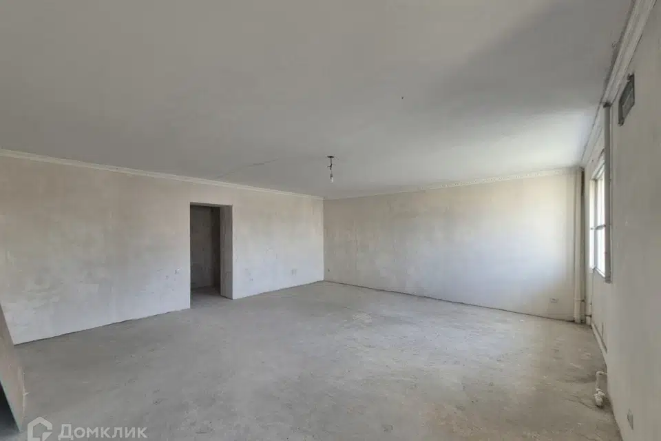 Продаётся 3-комнатная квартира, 100.7 м²