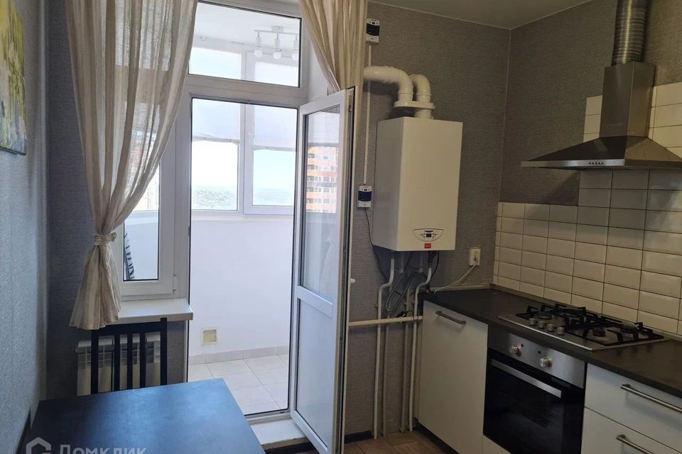 Продаётся 1-комнатная квартира, 38 м²