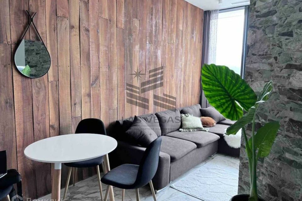 Сдаётся 2-комнатная квартира, 57 м²