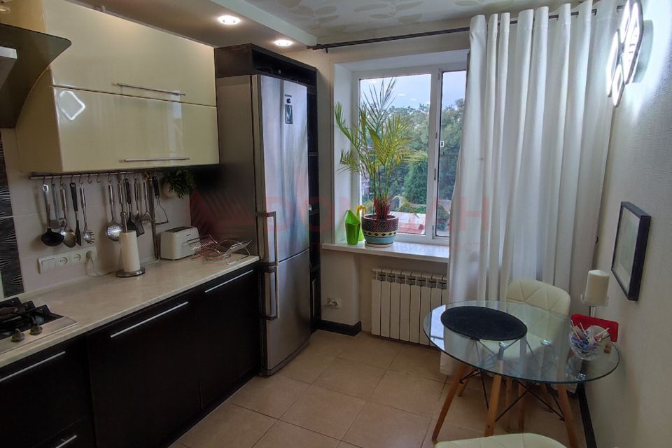 Продаётся 3-комнатная квартира, 64.7 м²